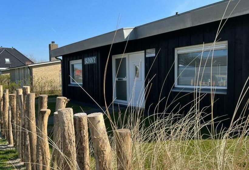 Bungalow Sunny, Lekker Uitwaaien Op Het Strand!