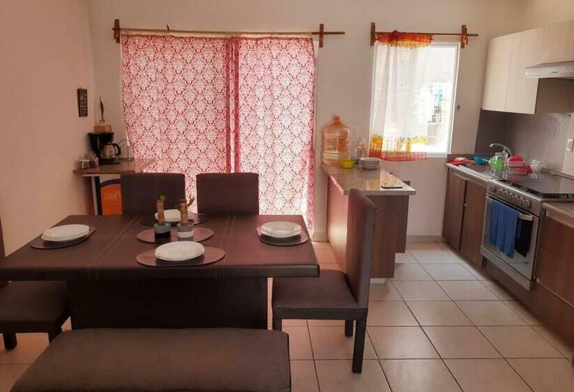 Casa Familiar En Cluster Privado