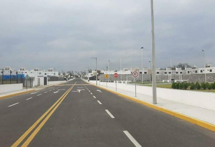 Casa Familiar En Cluster Privado