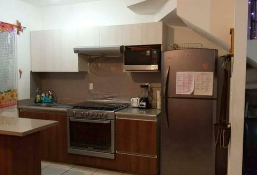 Casa Familiar En Cluster Privado