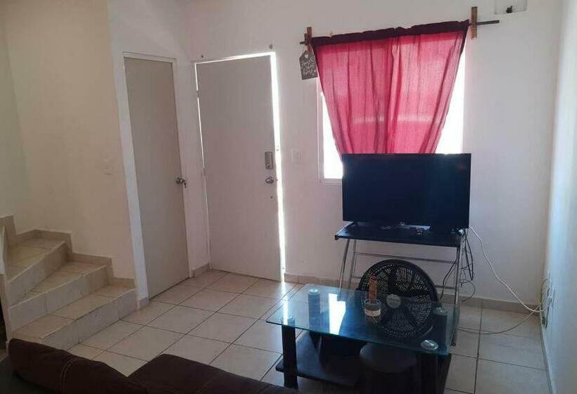 Casa Familiar En Cluster Privado