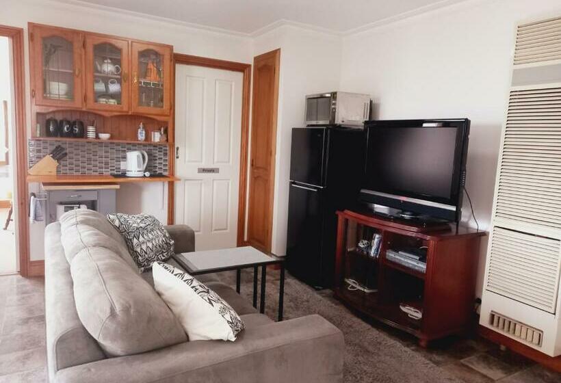 Central To Cbd Cosheirm Apartments On Merri