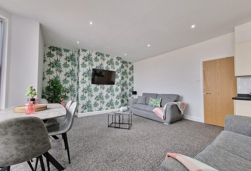 Dysa Promenade Apartments