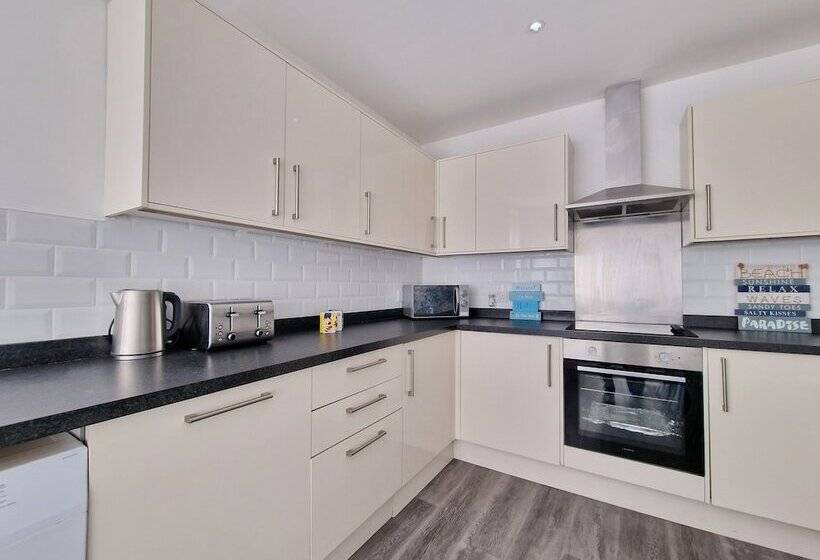 Dysa Promenade Apartments