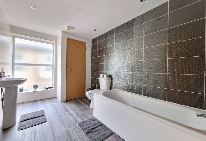 Dysa Promenade Apartments