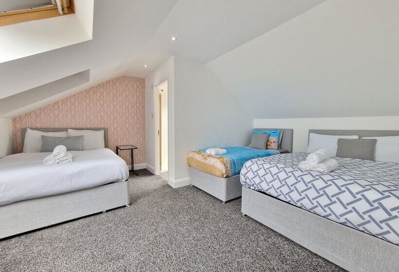 Dysa Promenade Apartments