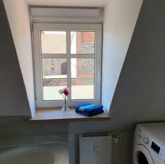 Gemütliche Dachwohnung Mit Kleiner Oder Großer Dachterrasse Nebeneinander