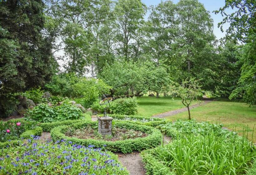 Cozy Home In Annelöv With House A Panoramic View