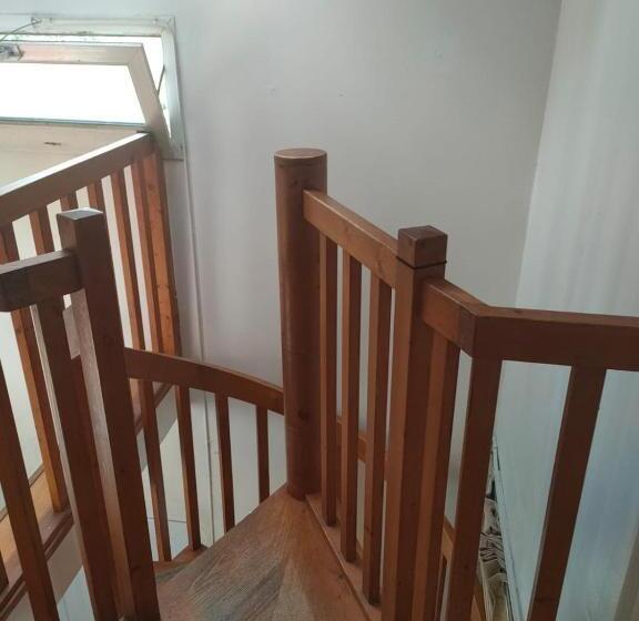 Pavillon & Jardinet A 5 Mn Paris , 30 Mn Stade De France Au Pied Du Rer B