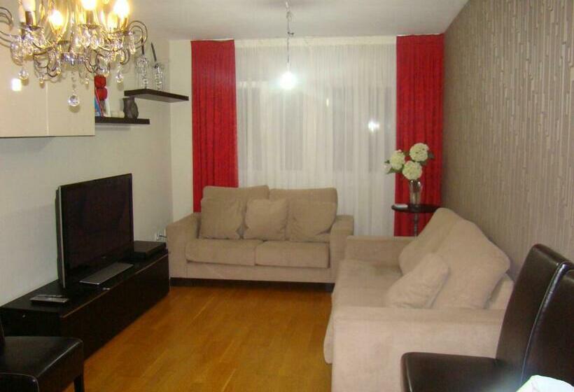 Piso Alisal Con Garaje