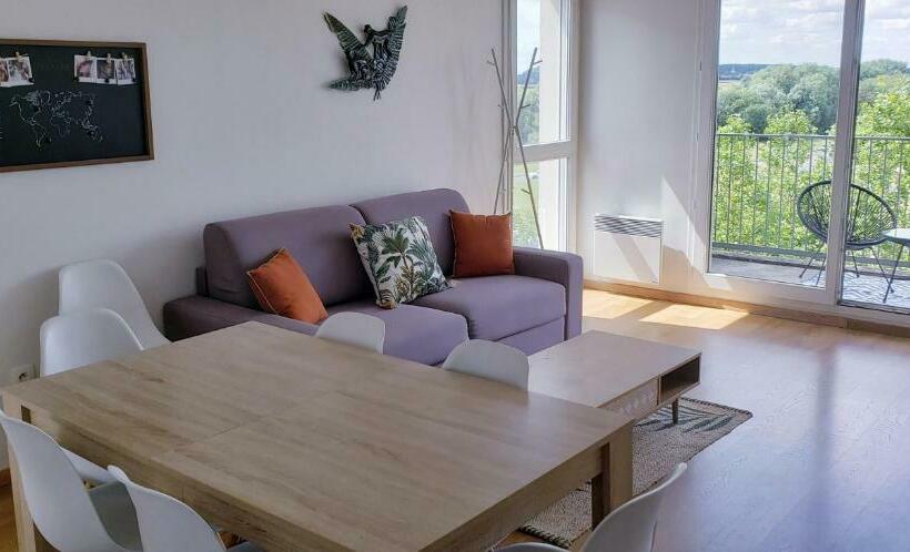 Prague Apartment In Disneyland