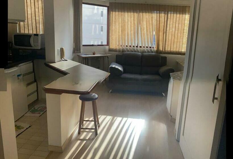 Wall Street Flat   Centro