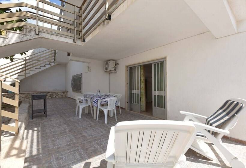 Appartamento Arno 200 Mt Dal Mare E Vicino Ad Altre Belle Località Salentine