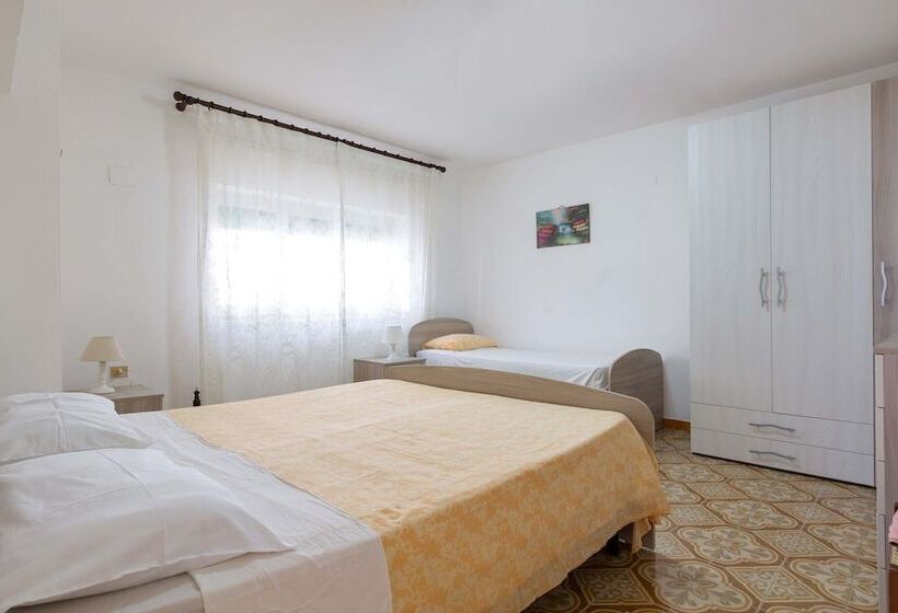 Appartamento Arno 200 Mt Dal Mare E Vicino Ad Altre Belle Località Salentine