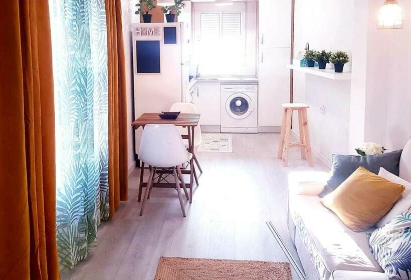 El Estudio Del Astillero