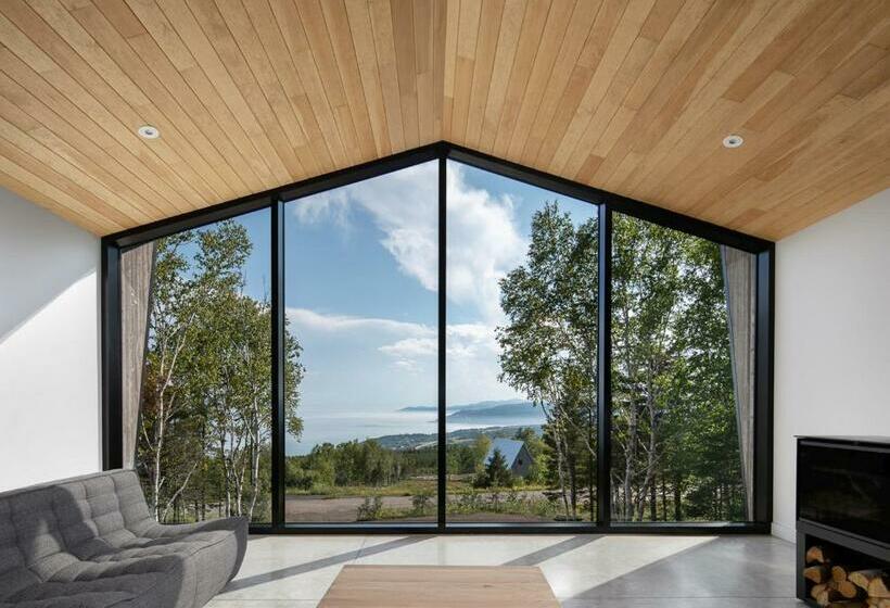 Luxurious Chalet With Pool, Sauna, Spa & Amazing View