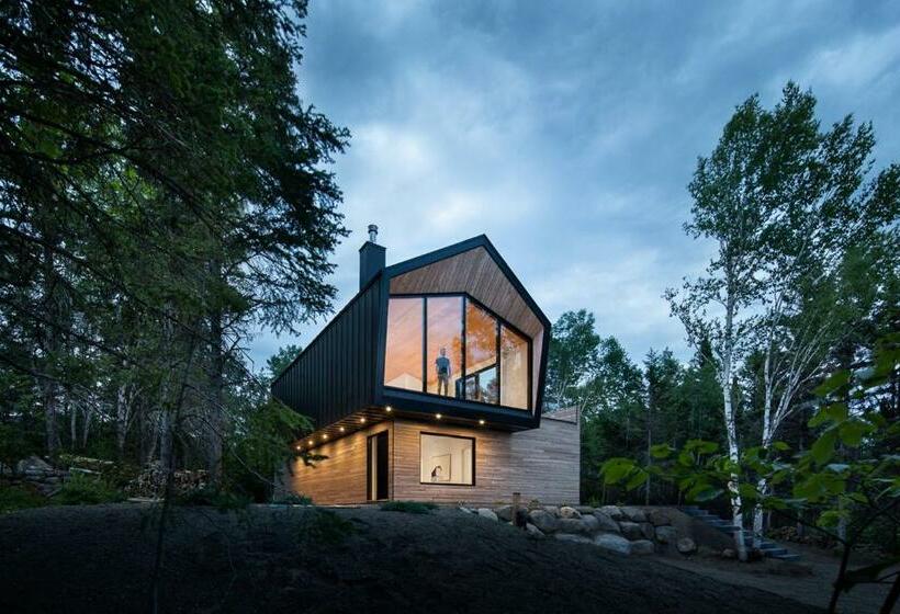 Luxurious Chalet With Pool, Sauna, Spa & Amazing View