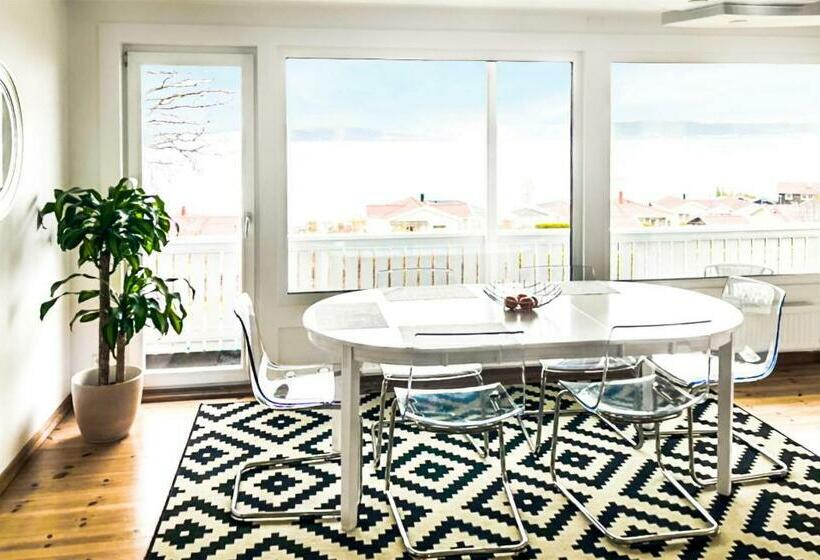 3 Bedroom Gorgeous Home In Bankeryd