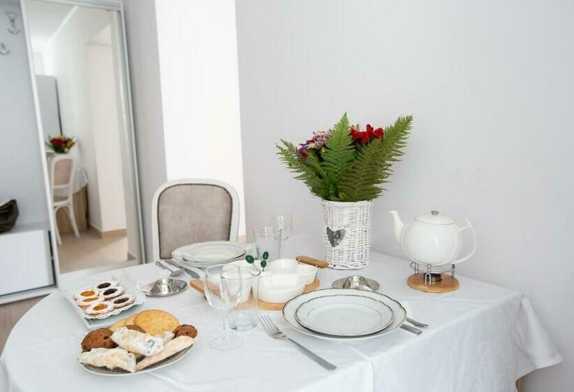 Perfect Apartment Central