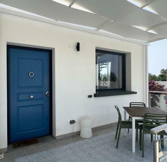 Rosalia Homestay   Levante Apartment