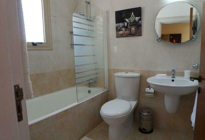 Villa Lara Coray Bay