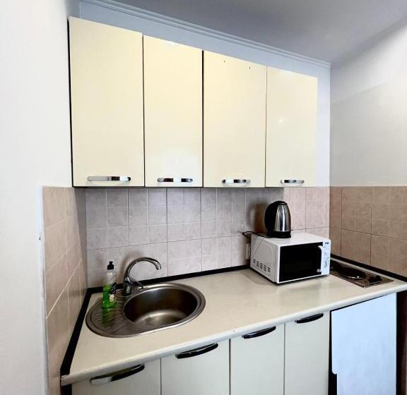 нові апартаменти 83