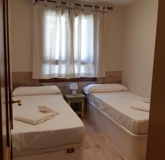 Apartamento Familiar Con Vistas Y Garage La Portiecha