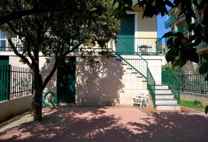 Appartamenti Con Giardino E Posto Auto Per Famiglie