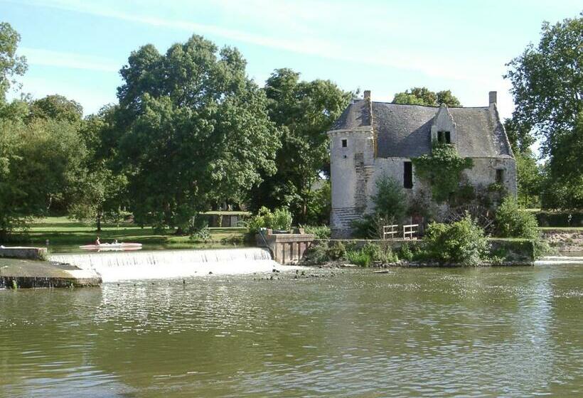 Charmante Maison Dans Petite Citée De Caractère 13km Du Zoo