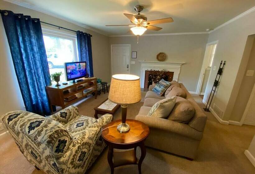 Charming Condo Near Downtown, Ncsu And Pnc Arena