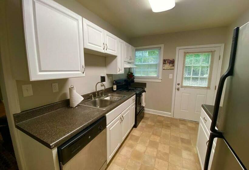 Charming Condo Near Downtown, Ncsu And Pnc Arena