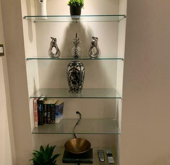 Dunfermline Gf Flat, 5 Min Walk To Train St. And High St