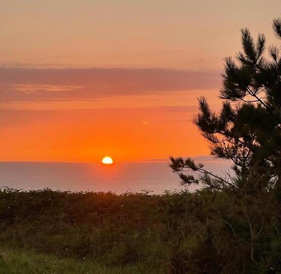 El Rancho Busto   Luarca