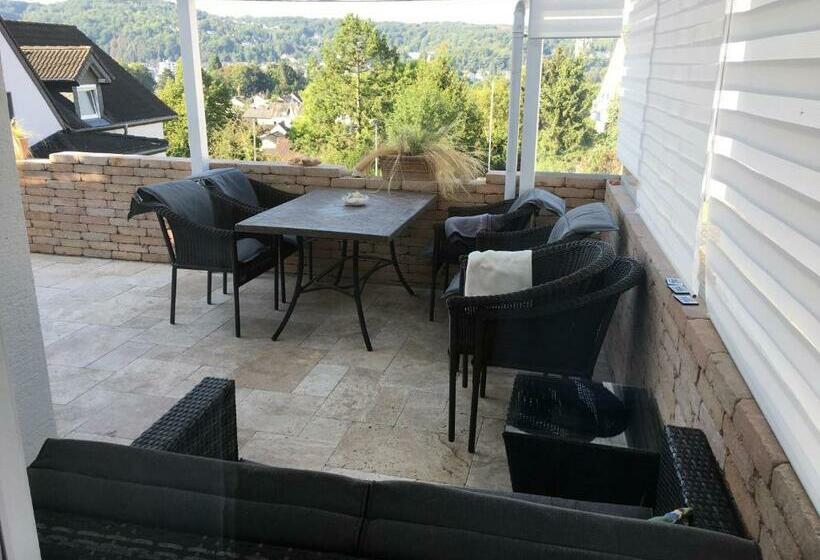 Ferienwohnung Mit Blick Ins Rheintal