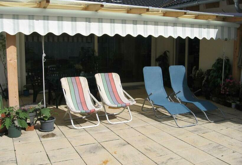 Gemütliche Souterrain Einliegerwohnung In Zentraler Lage Mit Vielen Extras