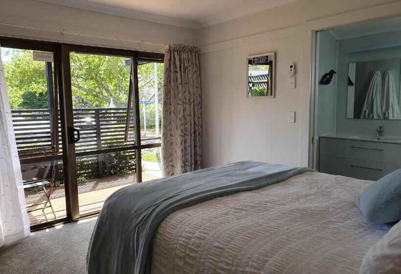 Kerikeri Central House