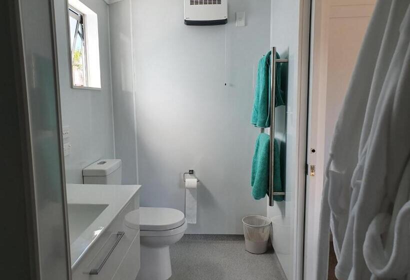 Kerikeri Central House