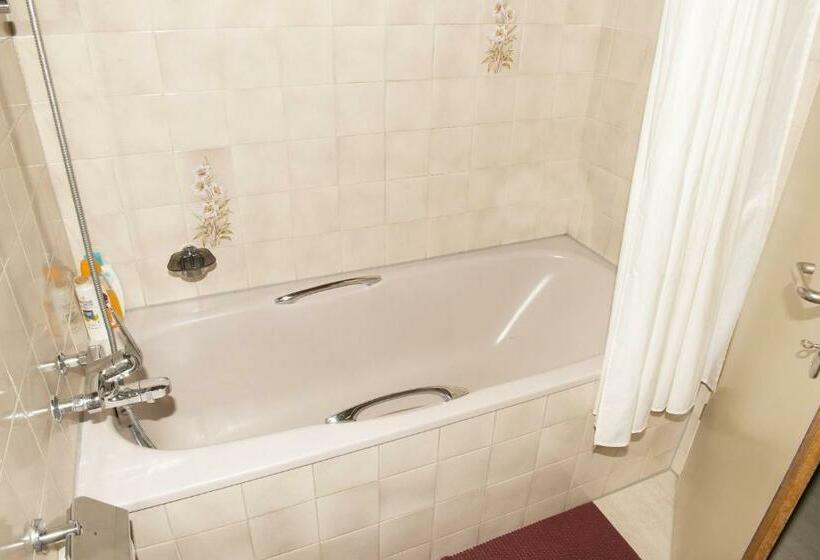 Lauterbrunnen Staubbach Beautiful Waterfall Apartment