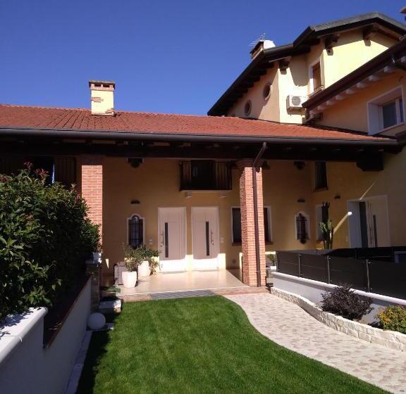 Sotto Il Portico Home