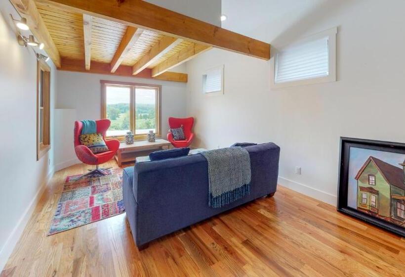 Upstream Bachelorette