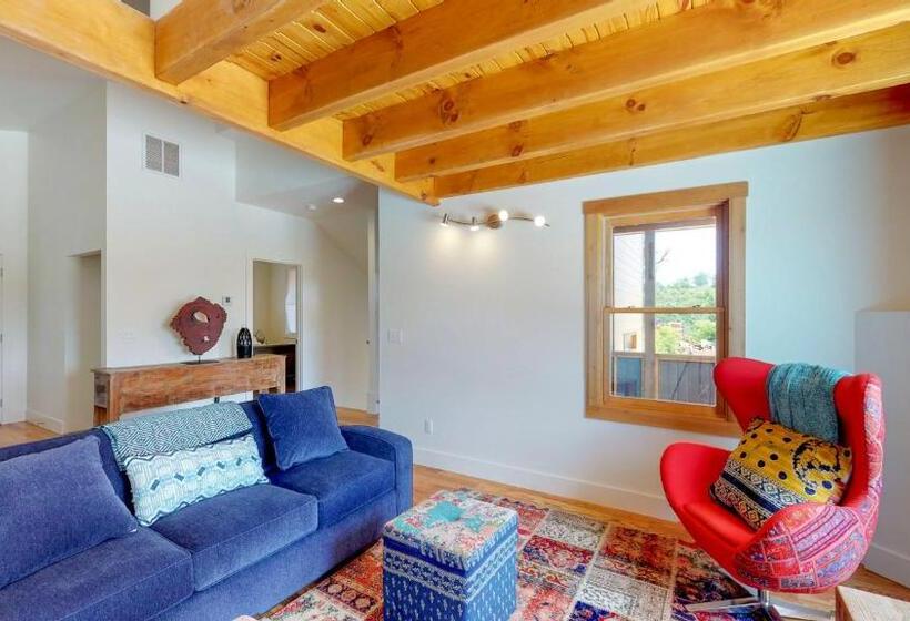 Upstream Bachelorette