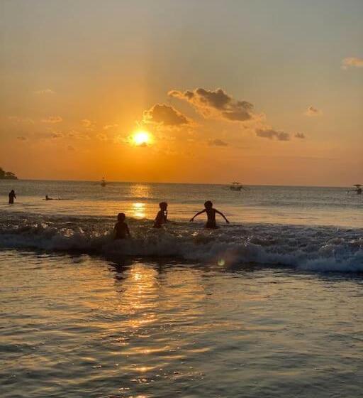Villa Lautan Biru Bingin Beach