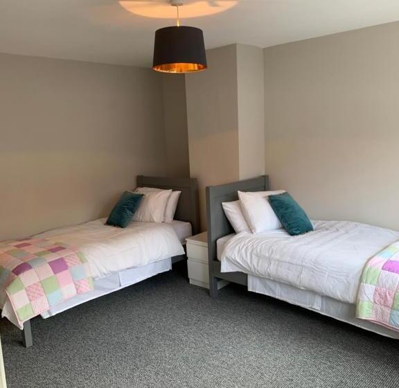 Weekend City Break Plush Pad