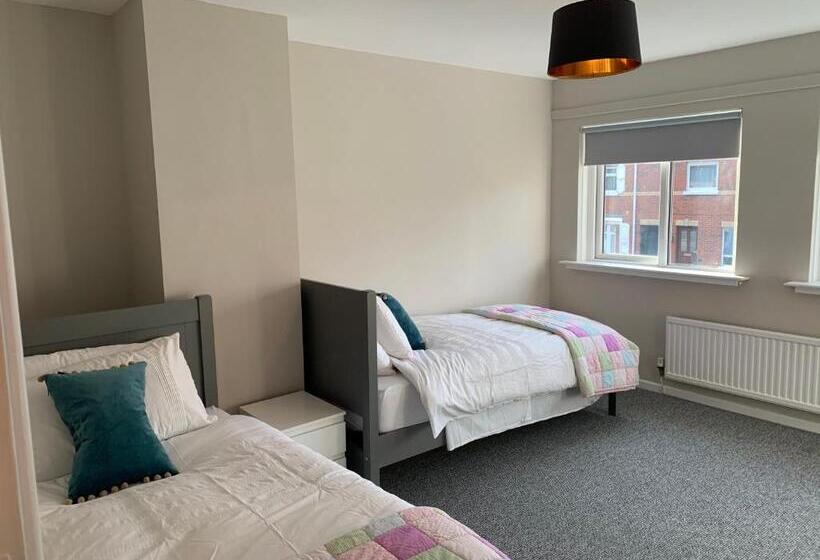 Weekend City Break Plush Pad