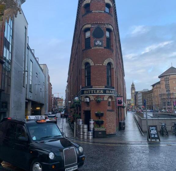 Weekend City Break Plush Pad