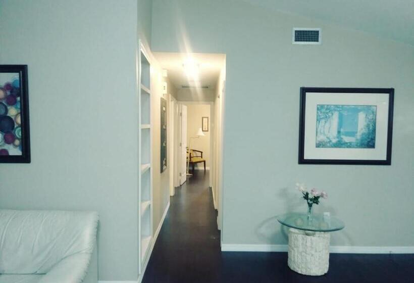 Welcomehomelakeland, Fl