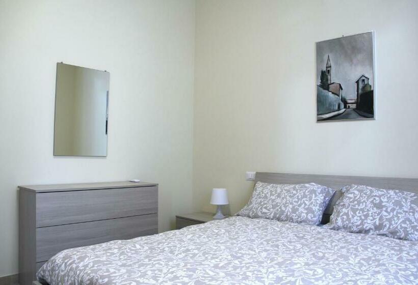 Along The Canal Smart Flat Naviglio   4 People