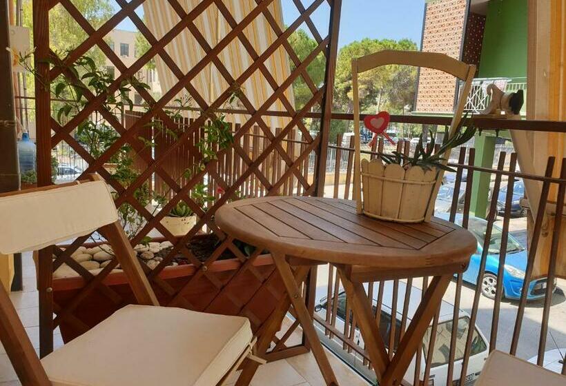 Aristotele Apartments