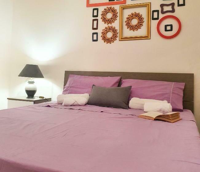 Aristotele Apartments