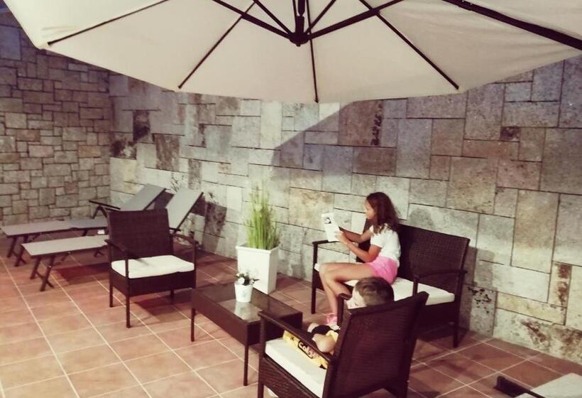 Casa Angelita Terraza Con Hórreo Y Barbacoa